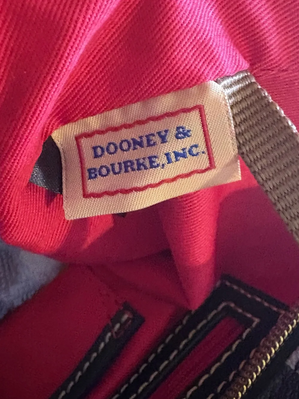Dooney & Bourke Charleston Shopper Tote buffalo check black and white NWT - Picture 5 of 6